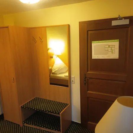 Bueker * Westernkotten